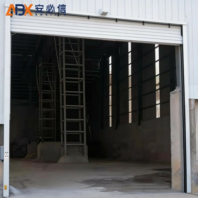 铁门关机库门